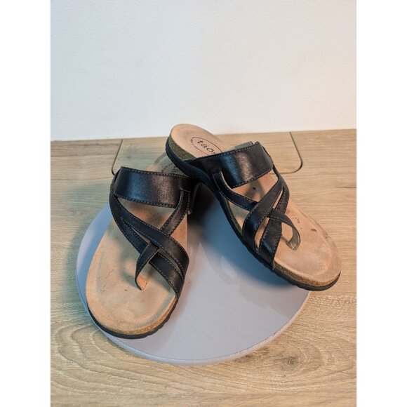 Taos Perfect Sandals Slip On Black Leather Toe Loop Womens Size 9 Strappy - Picture 1 of 8